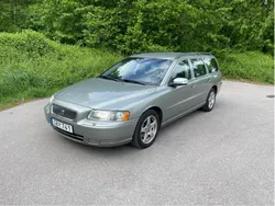 Grön Begagnad 2008 Volvo V70 Momentum Kombi | 40 000 kr (Superpris)