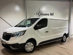 Vit Begagnad 2023 Renault Trafic Van | 269 900 kr