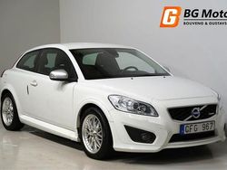 Vit Begagnad 2010 Volvo C30 R-Design Momentum Halvkombi | 84 900 kr (Lite dyr)