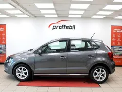 Mörkgrå Begagnad 2010 VW Polo Halvkombi | 104 900 kr (Lite dyr)