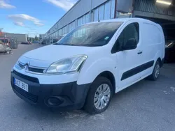 Vit Begagnad 2012 Citroën Berlingo Minibuss | 39 900 kr (Lite dyr)
