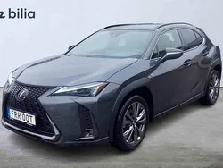 Grå Begagnad 2022 Lexus UX 250h Sport Design Packet SUV | 321 900 kr