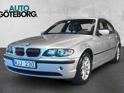 Ljusgrå Begagnad 2004 BMW 320 Sedan | 119 900 kr