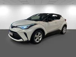 Vit Begagnad 2021 Toyota C-HR Edition SUV | 249 900 kr (Marknadspris)