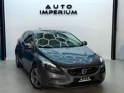 Grå Begagnad 2012 Volvo V40 Momentum Kombi | 149 900 kr (Marknadspris)