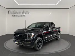 Svart (agate svart metallic) Begagnad 2023 Ford F-150 Lariat Pickup | 935 625 kr (Marknadspris)