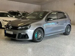 Grå Begagnad 2011 VW Golf VII R Halvkombi | 189 900 kr (Marknadspris)