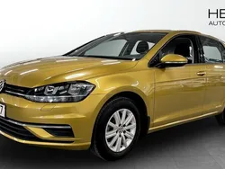 Gul (yellow) Begagnad 2018 VW Golf VII Kombi | 140 000 kr (Marknadspris)
