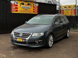 Ljusgrå Begagnad 2009 VW Passat Sportline Kombi | 36 900 kr (Marknadspris)