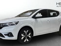 Vit (white) Ny 2025 Dacia Sandero Expression Halvkombi | 219 900 kr (Marknadspris)