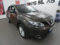 Brun Begagnad 2014 Nissan Qashqai SUV | 99 900 kr (Marknadspris)