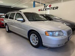 Ljusgrå (grå) Begagnad 2007 Volvo V70 Momentum Kombi | 36 900 kr (Marknadspris)