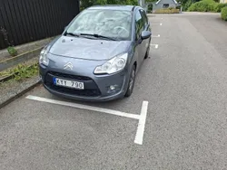 Grå Begagnad 2010 Citroën C3 Halvkombi | 25 000 kr (Marknadspris)