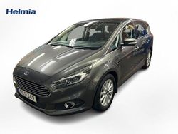 Grå Begagnad 2016 Ford S-MAX Titanium Minibuss | 144 000 kr (Lite dyr)