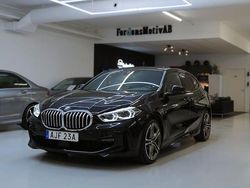 Svart Begagnad 2020 BMW 118 M Sport Halvkombi | 209 900 kr (Marknadspris)