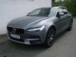 Grå Begagnad 2017 Volvo V90 CC Inscription Kombi | 239 000 kr (Lite dyr)