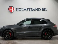 Mörkgrå Begagnad 2022 Porsche Macan GTS Sport SUV | 909 900 kr (Marknadspris)