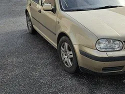 Brun Begagnad 2002 VW Golf IV Basis Halvkombi | 22 000 kr (Lite dyr)