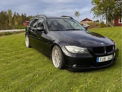 Grå Begagnad 2006 BMW 320 Advantage Kombi | 52 000 kr