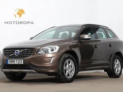 Brun Begagnad 2014 Volvo XC60 Momentum SUV | 139 000 kr (Marknadspris)