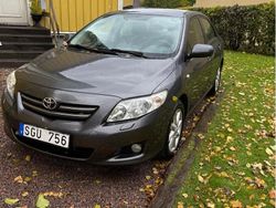 Grå Begagnad 2008 Toyota Corolla Sedan | 46 000 kr (Marknadspris)