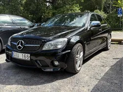Svart Begagnad 2008 Mercedes C320 Avantgarde Sedan | 88 000 kr (Marknadspris)