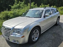 Silver Begagnad 2006 Chrysler 300C Touring Kombi | 80 000 kr (Bra pris)