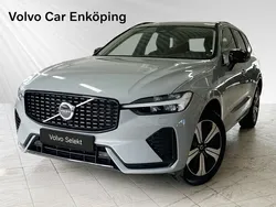 Grå Begagnad 2024 Volvo XC60 Plus SUV | 519 900 kr (Marknadspris)