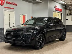 Svart Begagnad 2021 VW Touareg R SUV | 579 000 kr (Superpris)