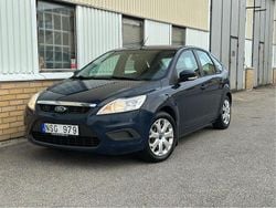 Blå Begagnad 2010 Ford Focus Trend Halvkombi | 28 500 kr (Marknadspris)