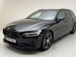 Svart Begagnad 2020 Volvo V60 R-Design Kombi | 290 000 kr (Dyr)