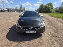 Svart Begagnad 2013 Volvo V60 R-Design Kombi | 71 000 kr (Marknadspris)