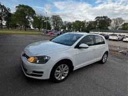 Vit Begagnad 2014 VW Golf VII Halvkombi | 87 000 kr (Marknadspris)