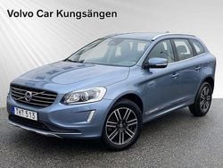 Ljusblå Begagnad 2016 Volvo XC60 Standard SUV | 199 900 kr (Marknadspris)