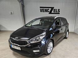 Svart Begagnad 2016 Kia Carens Minibuss | 139 000 kr (Dyr)