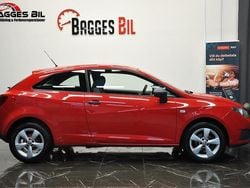 Röd Begagnad 2010 Seat Ibiza Sedan | 29 900 kr