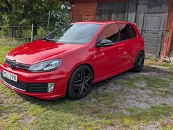 Röd Begagnad 2012 VW Golf VII Edition Halvkombi | 114 000 kr (Superpris)