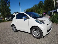 Vit Begagnad 2009 Toyota iQ Halvkombi | 66 000 kr (Marknadspris)