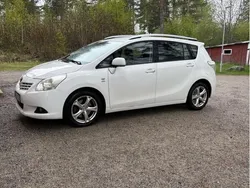 Vit Begagnad 2010 Toyota Verso Minibuss | 38 500 kr (Bra pris)