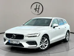 Vit Begagnad 2020 Volvo V60 SE Kombi | 255 000 kr (Marknadspris)