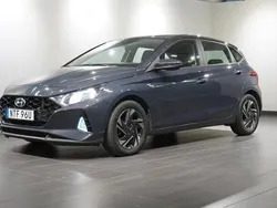 Grå Begagnad 2023 Hyundai i20 Essential Halvkombi | 209 900 kr