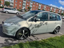Grå Begagnad 2009 Ford C-MAX Minibuss | 35 000 kr