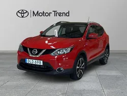 Röd Begagnad 2014 Nissan Qashqai Tekna SUV | 145 000 kr (Marknadspris)