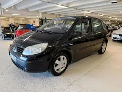 Svart Begagnad 2006 Renault Scénic II Minibuss | 29 899 kr (Marknadspris)