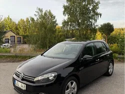 Svart Begagnad 2011 VW Golf VI Halvkombi | 47 000 kr (Marknadspris)