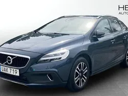 Mörkblå (grey) Begagnad 2018 Volvo V40 CC Kombi | 215 000 kr (Marknadspris)