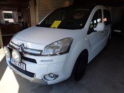 Vit Begagnad 2014 Citroën Berlingo Minibuss | 105 000 kr (Lite dyr)