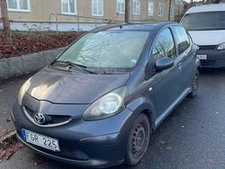 Begagnad 2007 Toyota Aygo Halvkombi | 10 000 kr (Superpris)