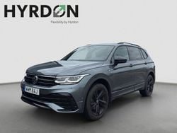 Grå Begagnad 2023 VW Tiguan Allspace R-line SUV | 459 000 kr (Lite dyr)