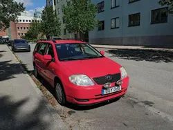 Röd Begagnad 2004 Toyota Corolla Kombi | 45 000 kr (Dyr)